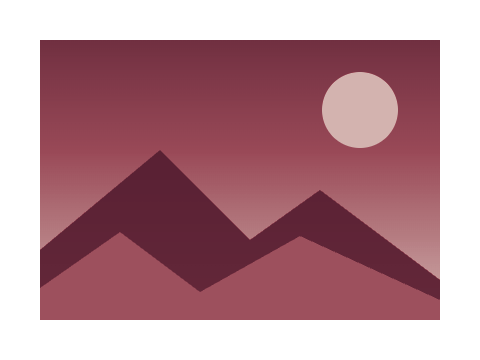 Wine and Linen applied to a shape and a letterform